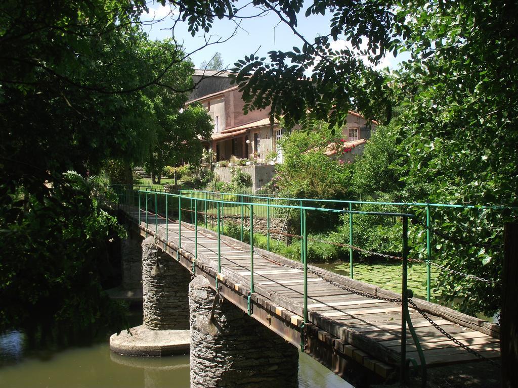 Villa Le Moulin Neuf à Beaupréau-en-Mauges Chambre photo