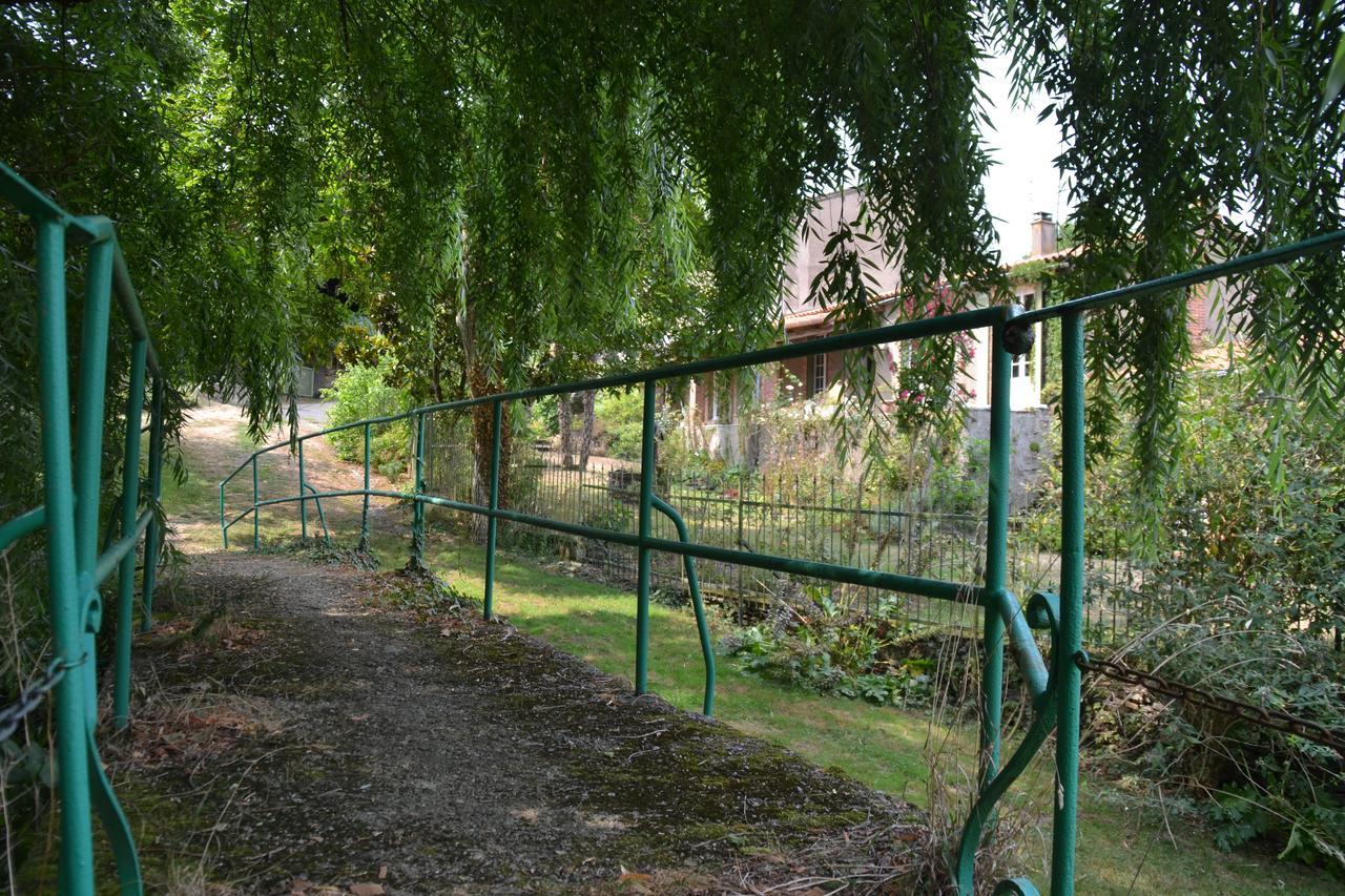 Villa Le Moulin Neuf à Beaupréau-en-Mauges Extérieur photo
